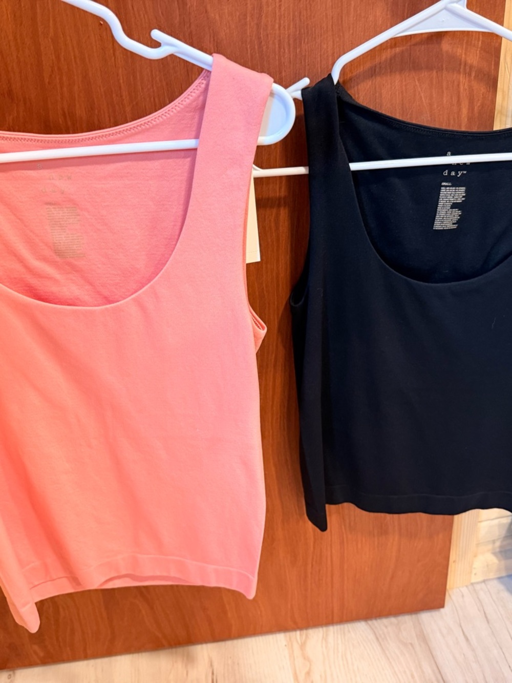 2 set- A New Day- Scoop Neck Tank Top - Pink and Black